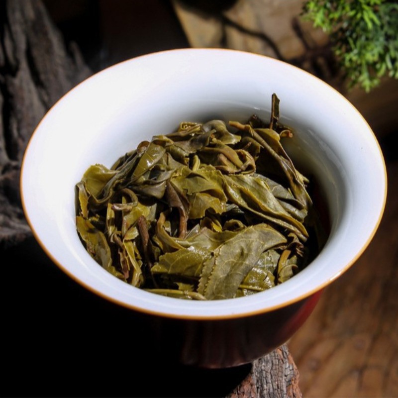 600g Yunnan Naka 2016 Meng Song Big Tree Tea Pu’er Tea Raw Tea Bamboo Tube Tea