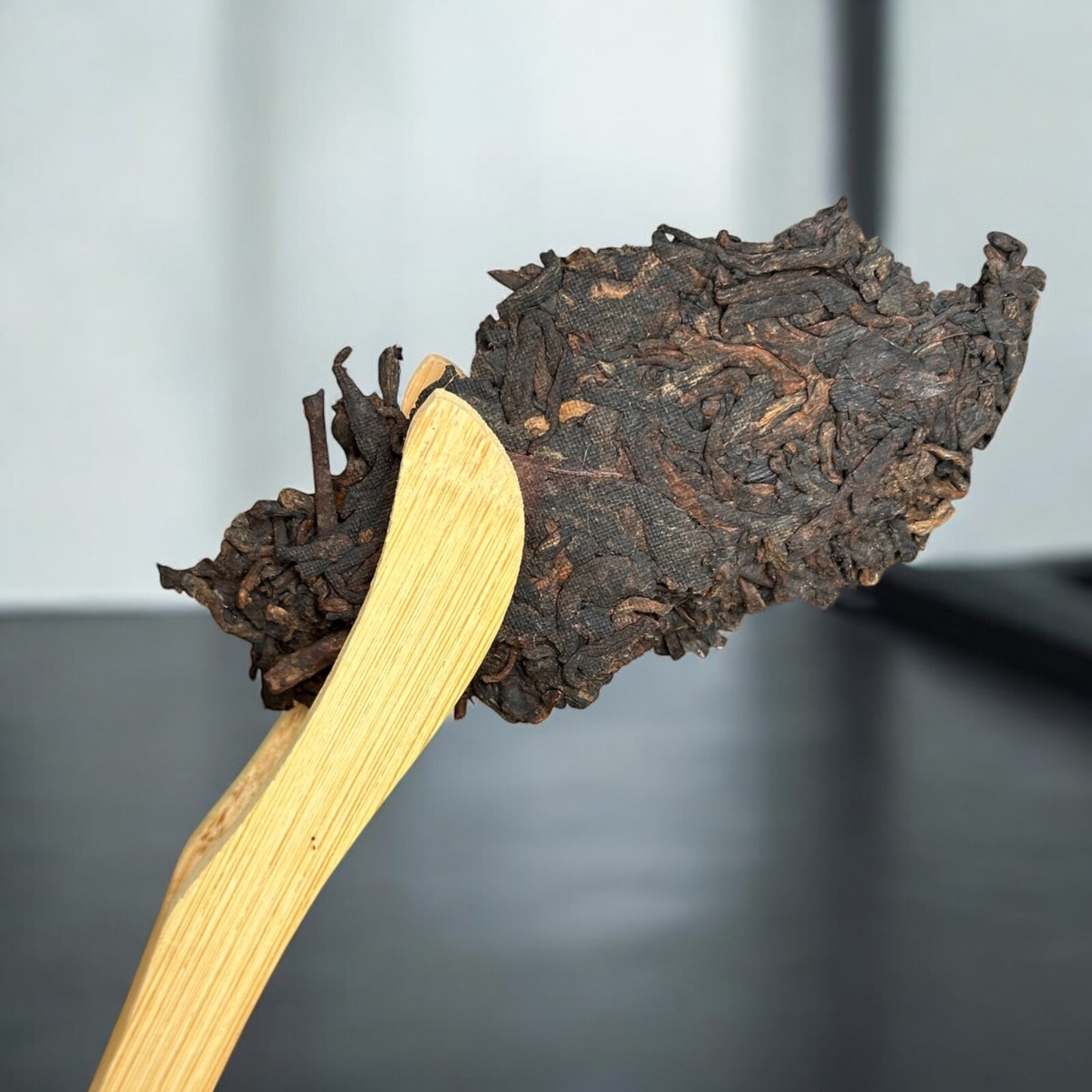 Golden Sip 2020 Shu Puer Traditional Fermented Ripe Puerh Tea Cake Organic