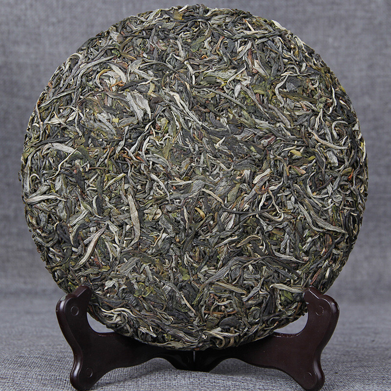 Raw Pu’er Tea Natural Ancient Tree Yunnan 357g Cake Healthy Gift