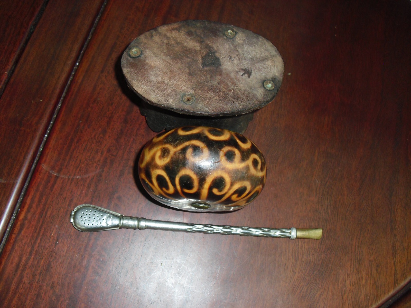 Mate Gourd Yerba Galleta base cuero Bombilla used Argentina Uruguay Brazil usado