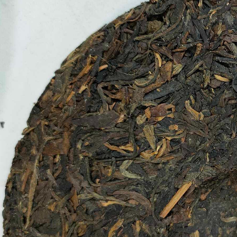 Pu-erh tea,1990s,Customized Tea,八中勐海茶廠,薄棉紙 thin tissue paper,357g,Raw
