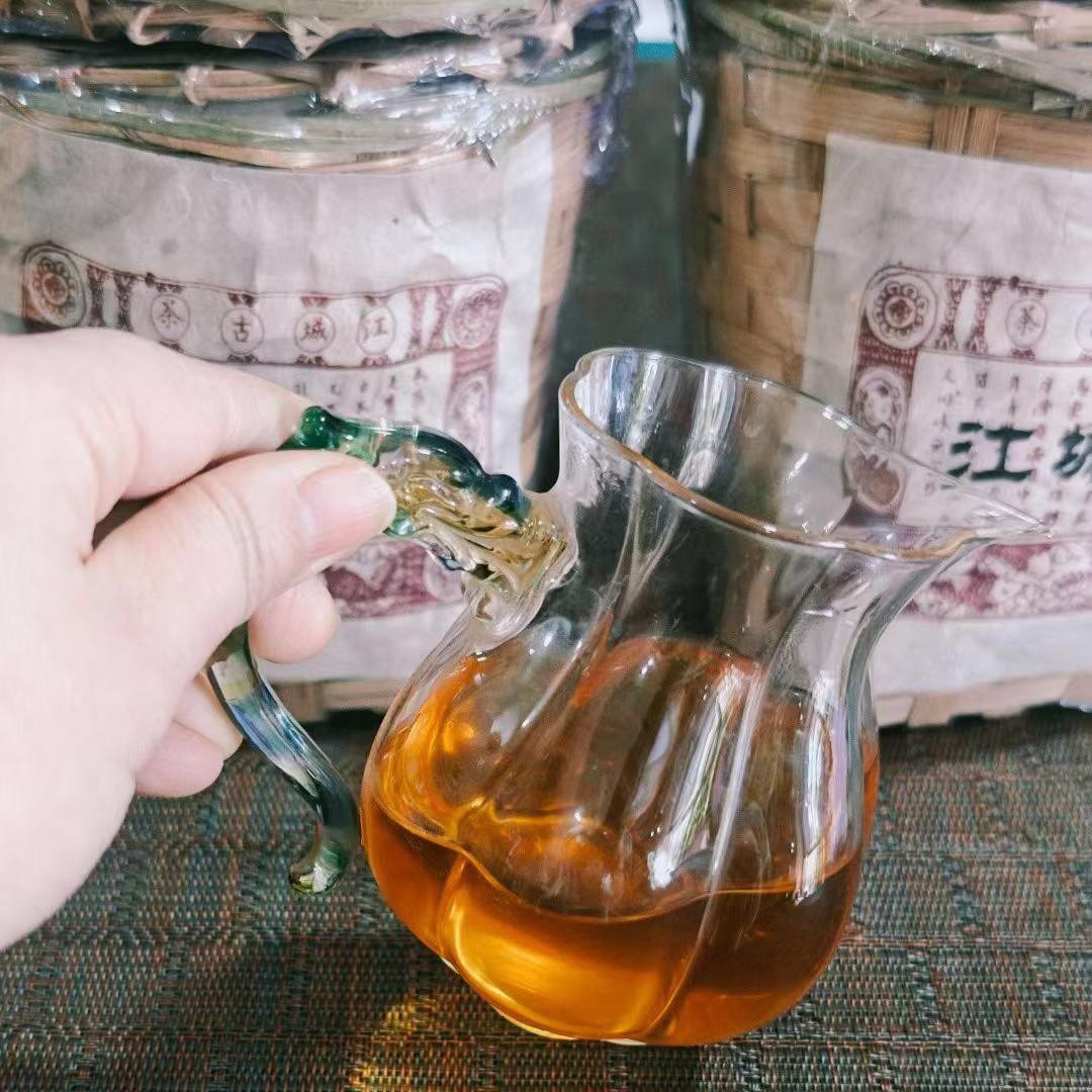 1990s Jiangcheng Pu-erh Tea 300g | Aged Wild Camphor Aroma Ancient Tree Basket