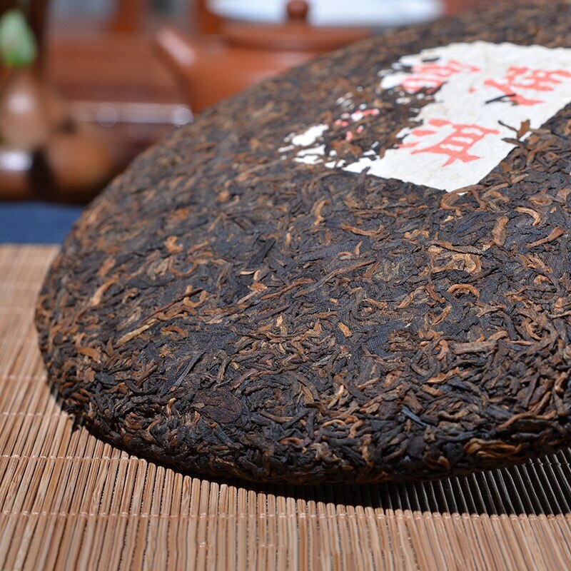 2002 Ripe Puer Chinese Tea Tribute Tea Bulang Mountain Shu Pu’er Tea Qizi 357g