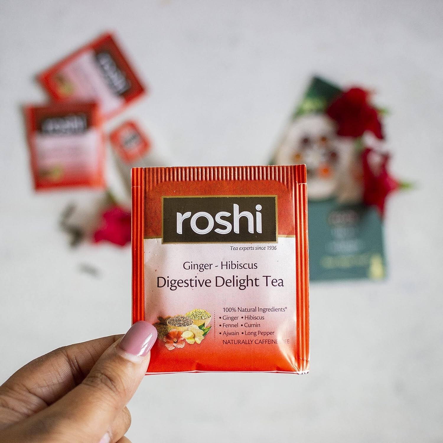 Roshi Digestive Delight Tea 25 Teabags with Hibiscus Ginger, Saunf Ajwain