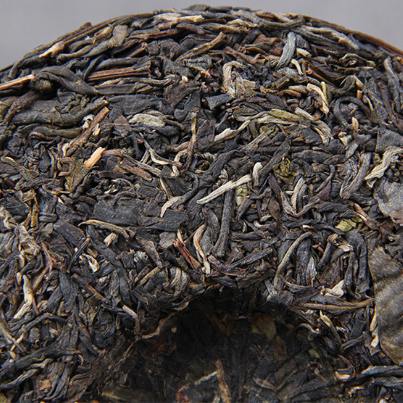 Yunnan Premium Natural Ancient Tree Old Pu-erh Green Tea Cake 180g