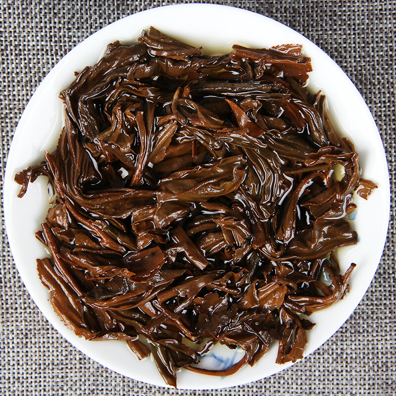 2023 Yunnan Ancient Tree Black Tea Dianhong Cake 357g