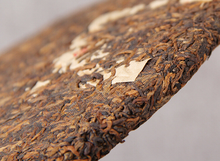 2003 Iceland Aged Tree Ripe PuEr Tea Aged Tree Palace Golden Shu Pu-Erh Tea 357g