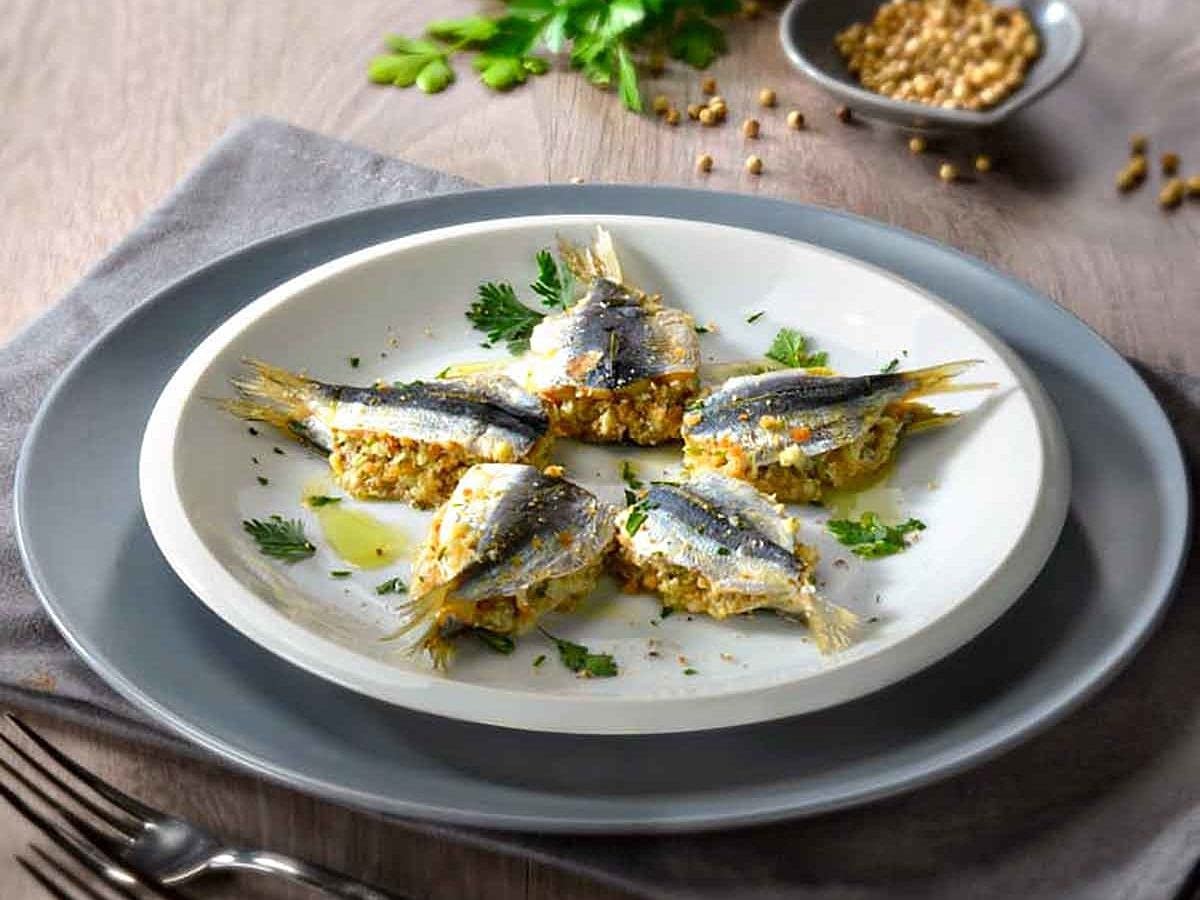 Bar Harbor Skinless & Boneless Smoked Sardine Fillets, 6.7 oz 190g | Naturall…