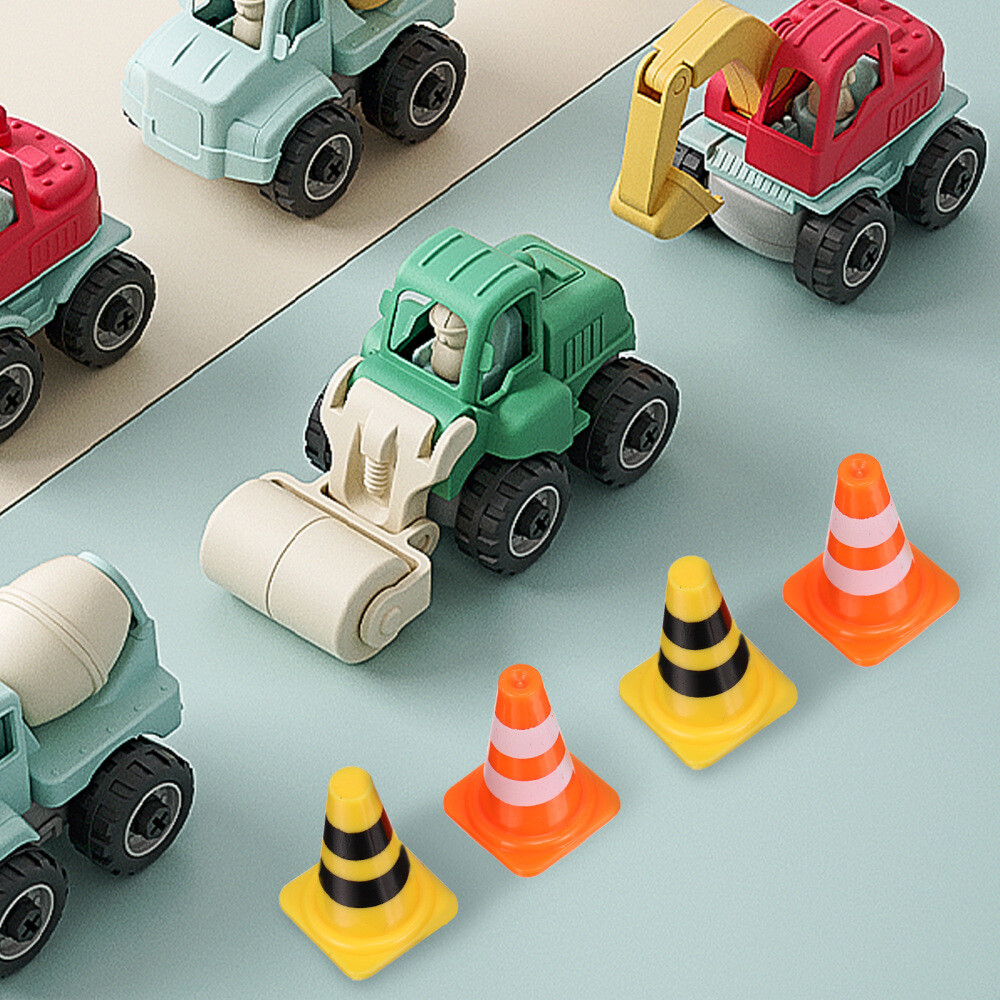 15PCS Mini Traffic Cones Miniature Scene Accessories Early Educational Toys