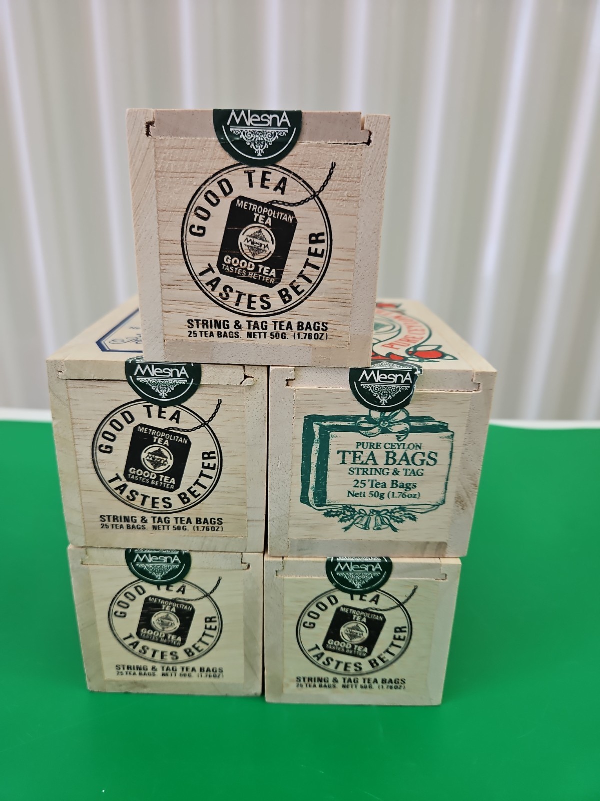 Metropolitan Premium Tea Bags Blueberry Blackberry Cranberry Spiced Wood Boxes