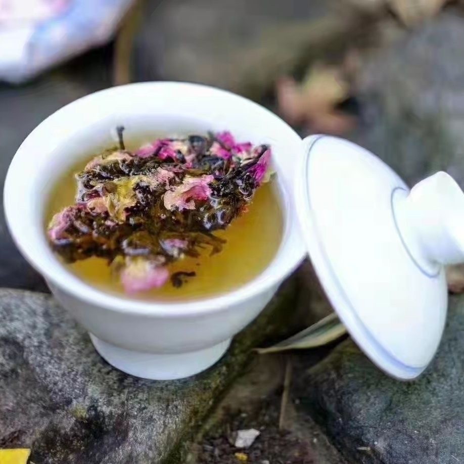 Flower Tea Red Tea Puer Golden Tea Slimming Tea Dian Hong Rose Black Tea 357g