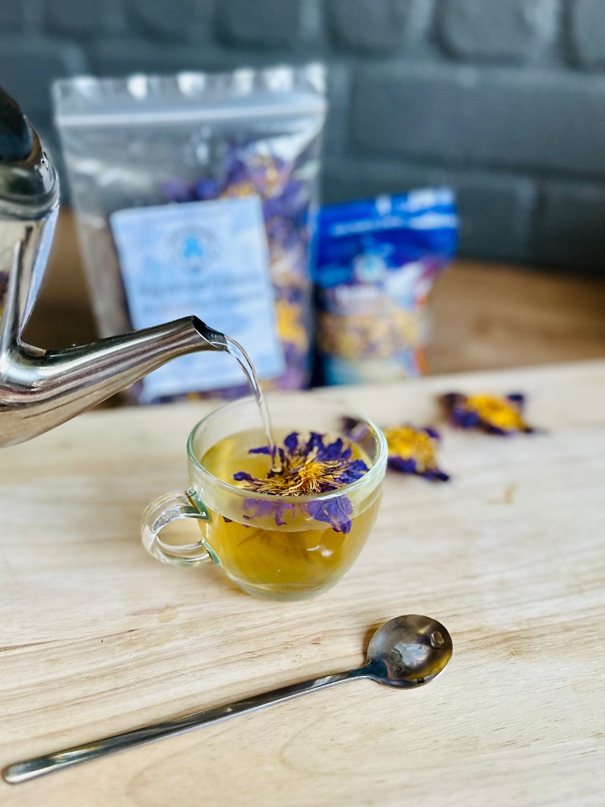 Altruistik™ Organic Blue Lotus Flowers – Natural Calming Herbal Tea