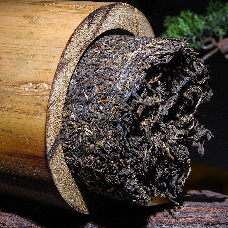 600g Yunnan Naka 2016 Meng Song Big Tree Tea Pu’er Tea Raw Tea Bamboo Tube Tea