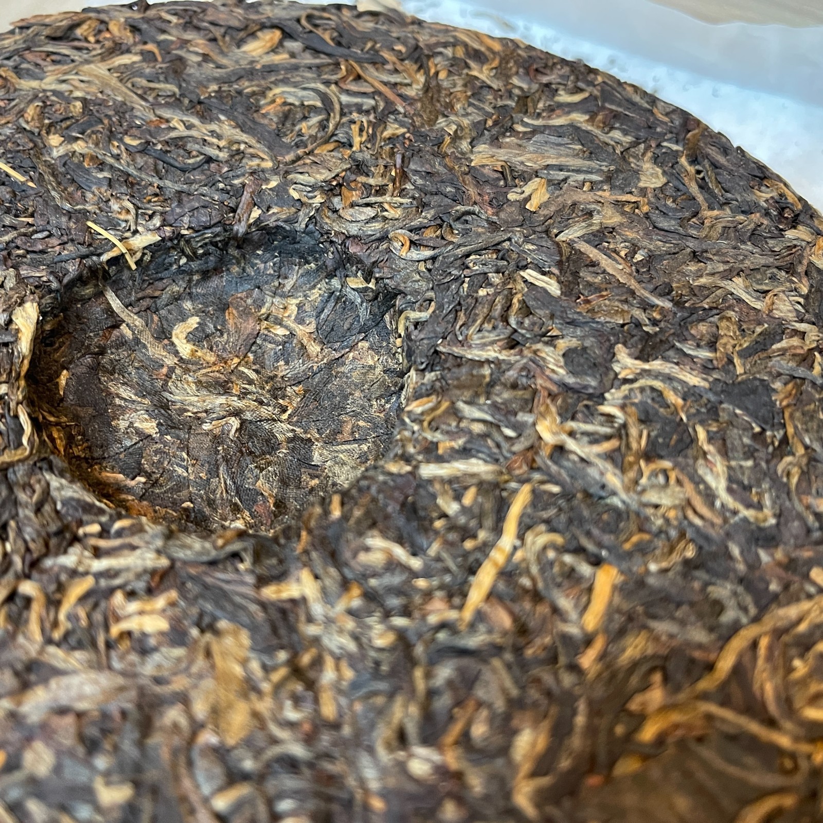 2012 Guoyan Gaodu High Altitude Raw Pu-erh Tea Cake 400g