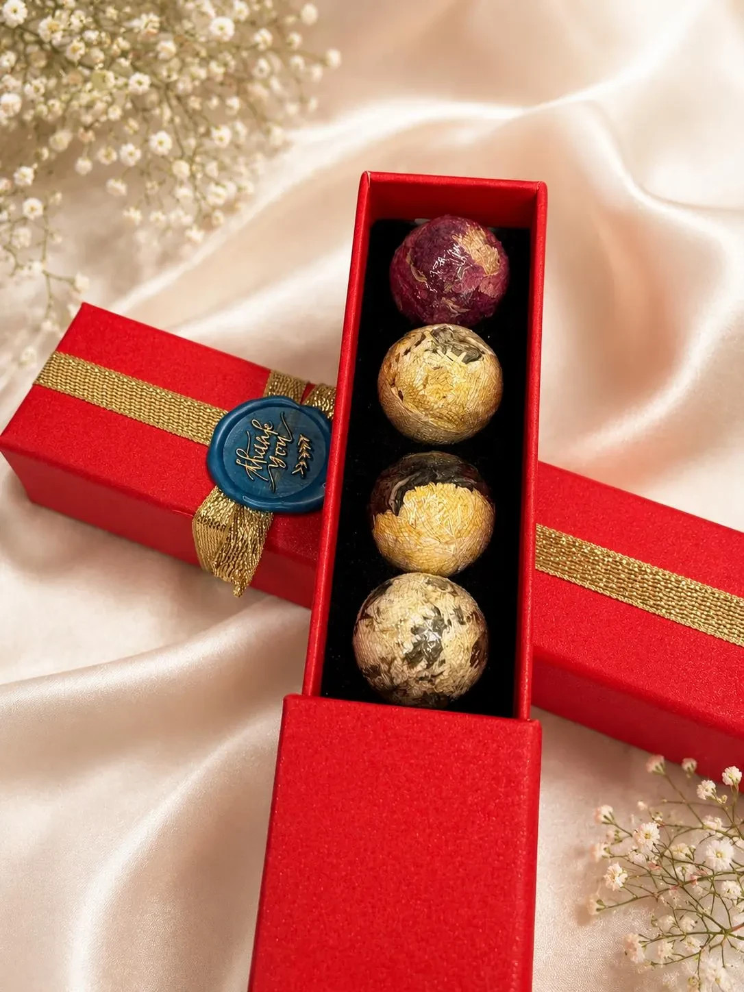 Handmade Blooming Flower Tea Balls Set Of 7 Assorted Flavors Unique Floral Gift