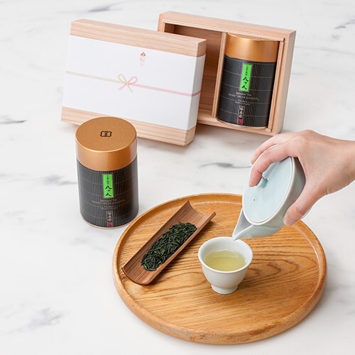 Japanese tea Gift set Green Tea 110g x 2 Can Hachi-ju-Hachi 800 / Box Uji Kyoto