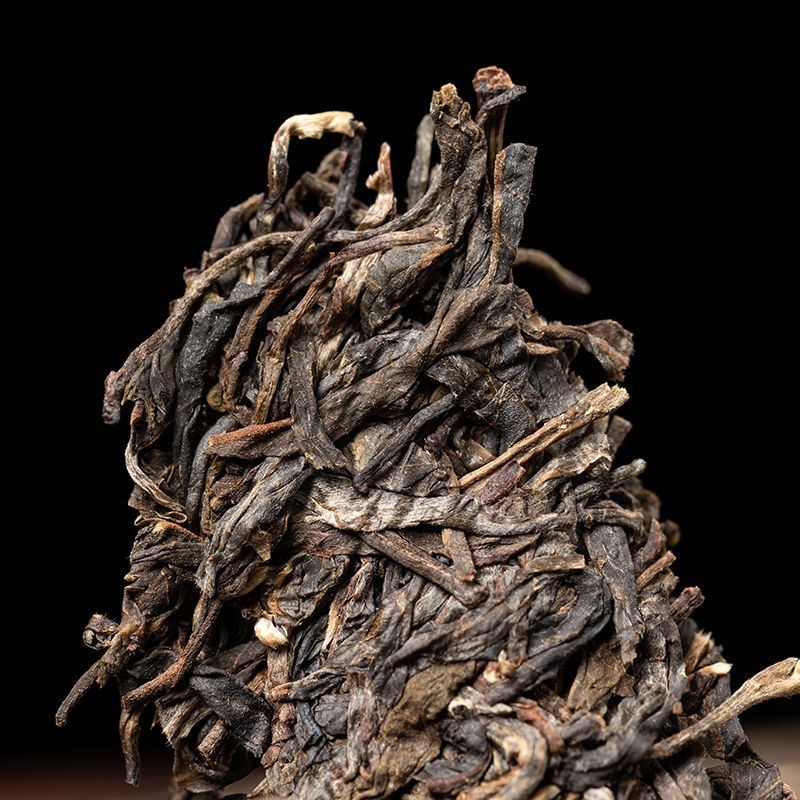 357g 1pc Yunnan Pu’er Tea Raw Tea Cake Lincang Kunming Dry Warehouse