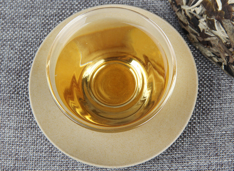 Yunnan Puer Tea Moonlight Beauty Pu’er White Tea Pu-erh Cake Raw Puerh Tea 357g