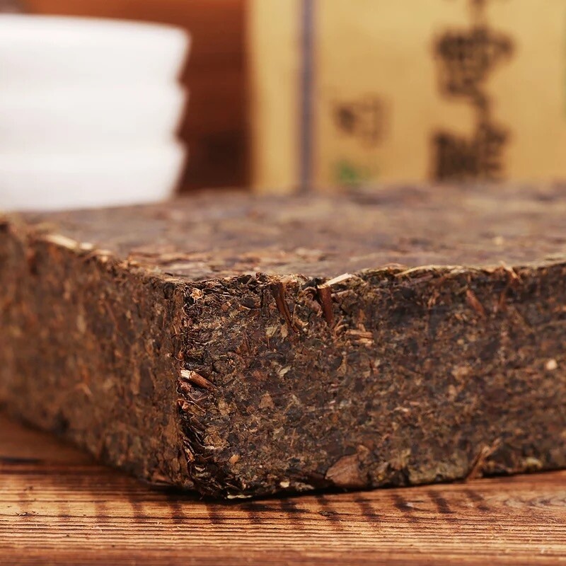 2018 Anhua Hei Zhuan Dark Tea Brick Natural Herbal Tea 400g