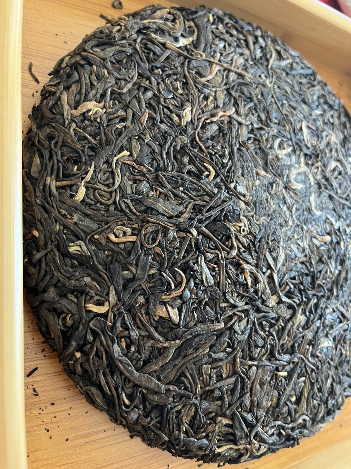 2004 CNNP Big Red Seal Raw Puerh Zhong Cha Sheng Pu’er 357g Cake 中茶大红印生普洱