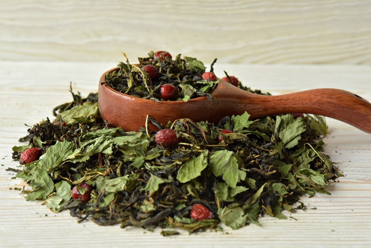 Taiga Herbal Tea 2x40g – St. John’s Wort, Oregano, Rowan Berries, Rosehip, Mint