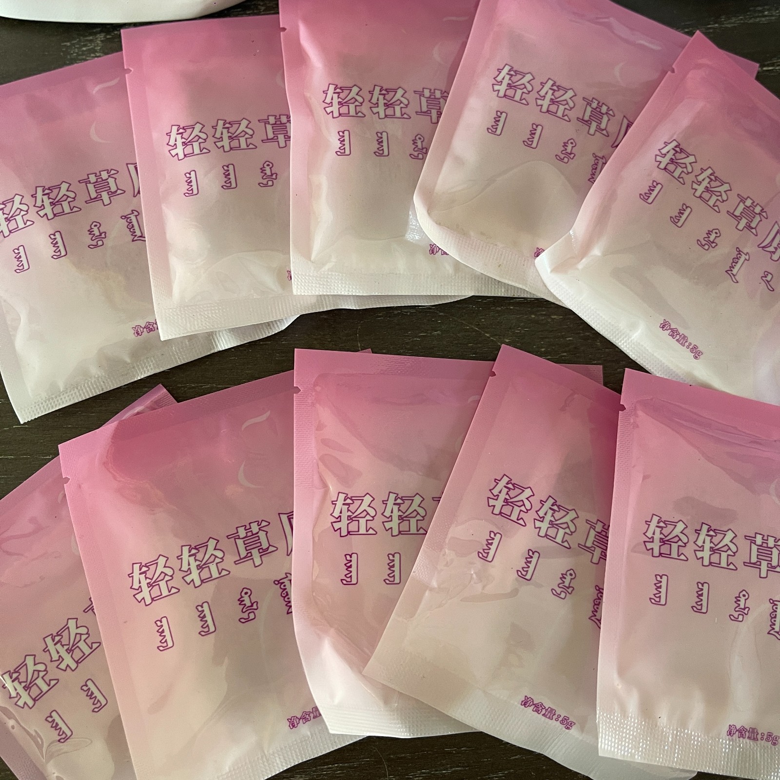 Light Herbal Tea Aronia Berry Botanical Tea Bags Caffeine-Free Hot & Cold Brew N
