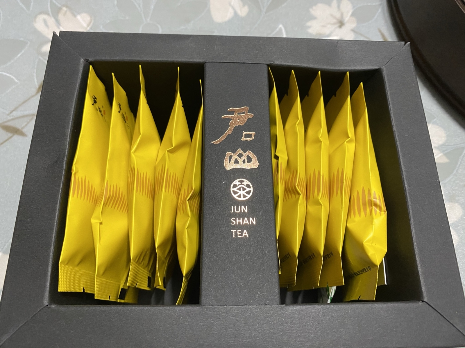 Jun Shan Yin Zhen Yellow Tea 10x5g China Premium Loose Leaf Specialty Tea