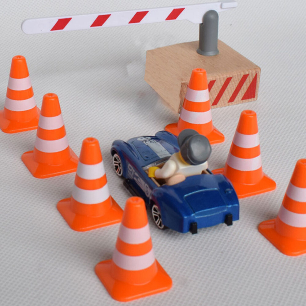 7x Traffic Cones Model Traffic Road Cones Construction Toys Model Traffic Signs