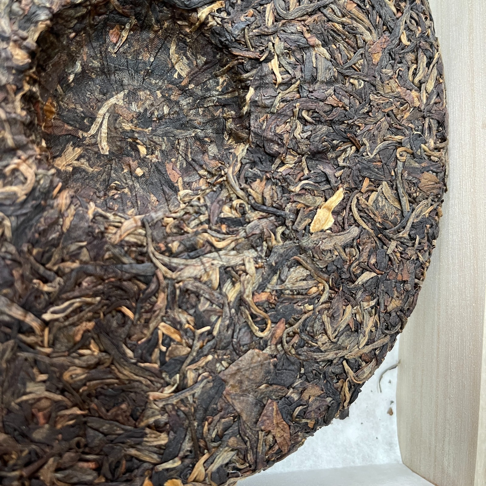 2012 Guoyan Deep Mountain Big Tree Raw Pu-erh Tea 400g