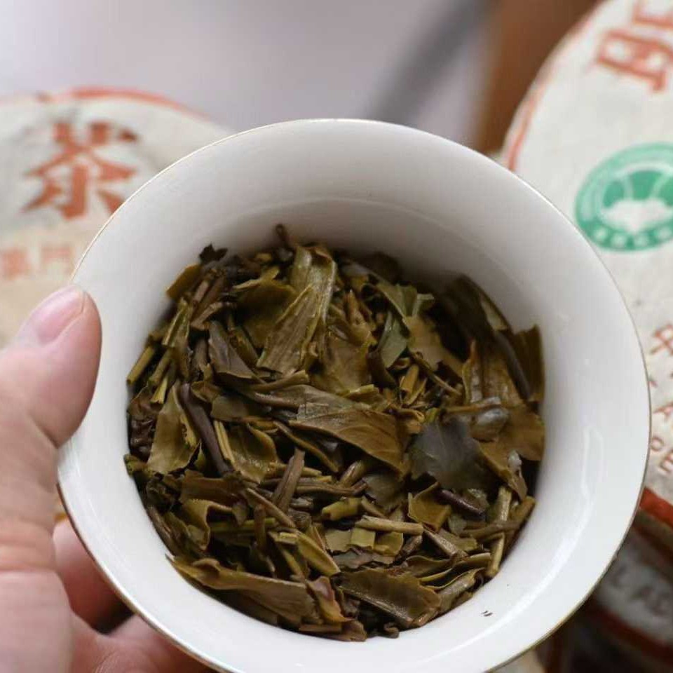 2003 Vintage Raw Pu-erh Tea Cake – Banzhang Tea King (357g)
