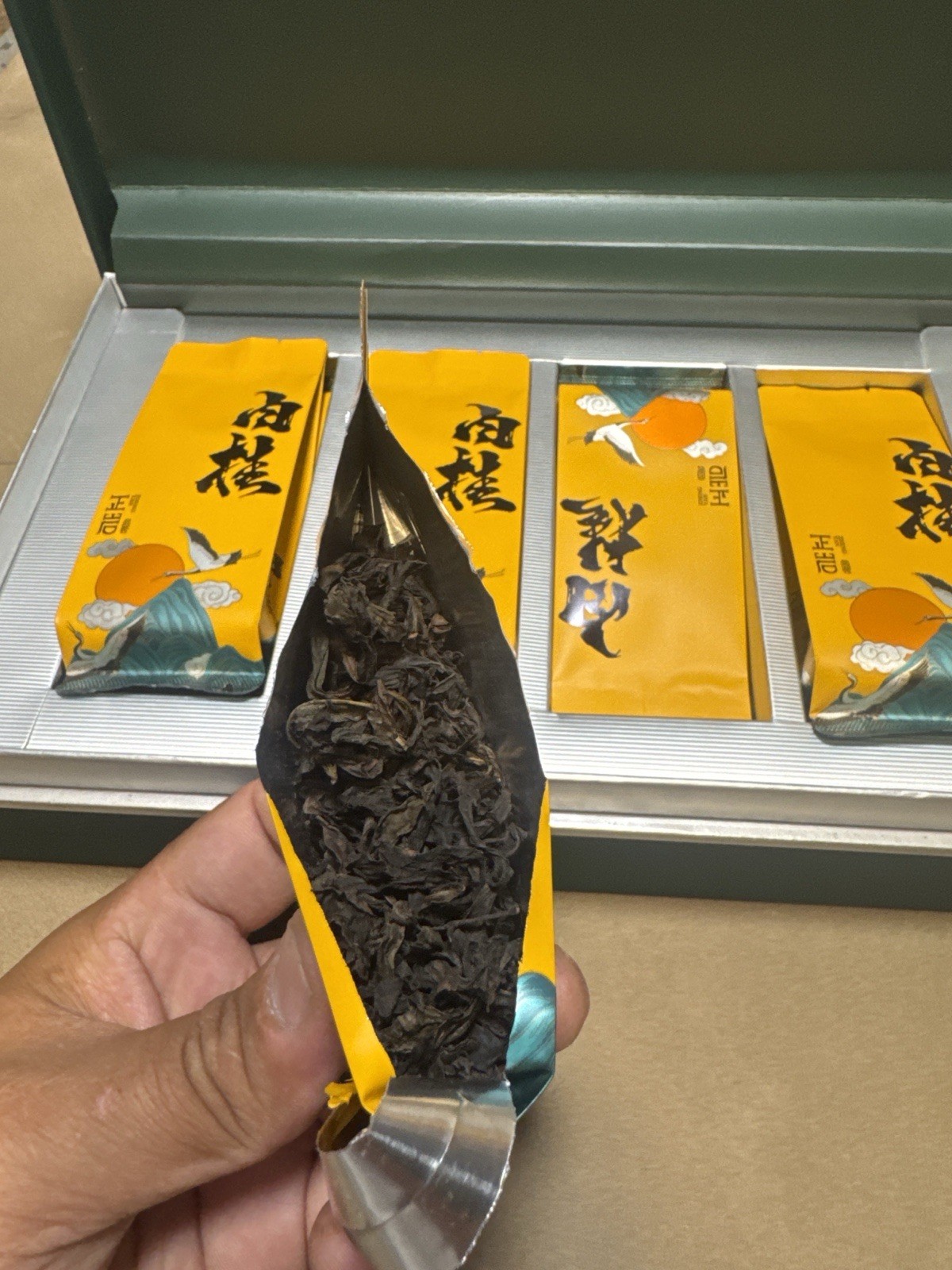 2022 Wuyi Rock Tea Rou Gui Oolong 100g Gift Box 12 Sealed Packs Fujian China