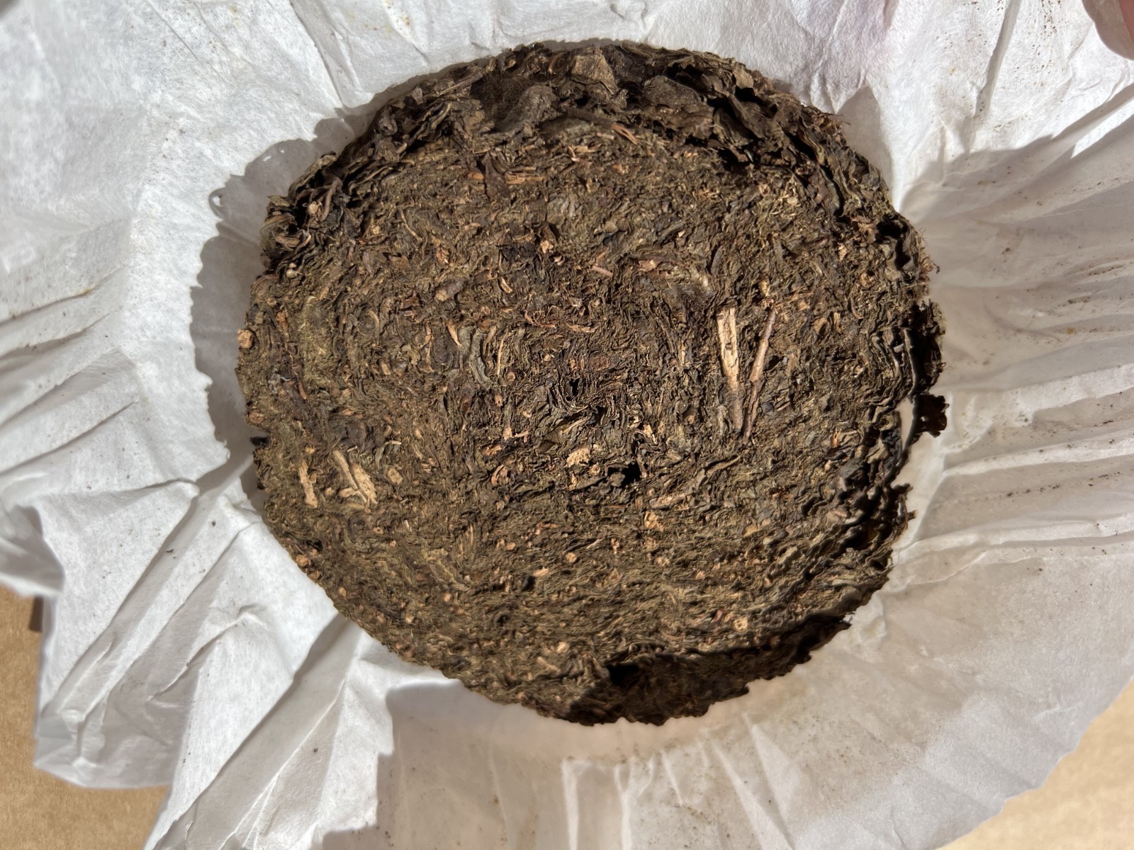 Lot of 4 Chinese Pu-erh Tea Cakes Year 2000’s NEW 150G 濂溪六洞千两茶