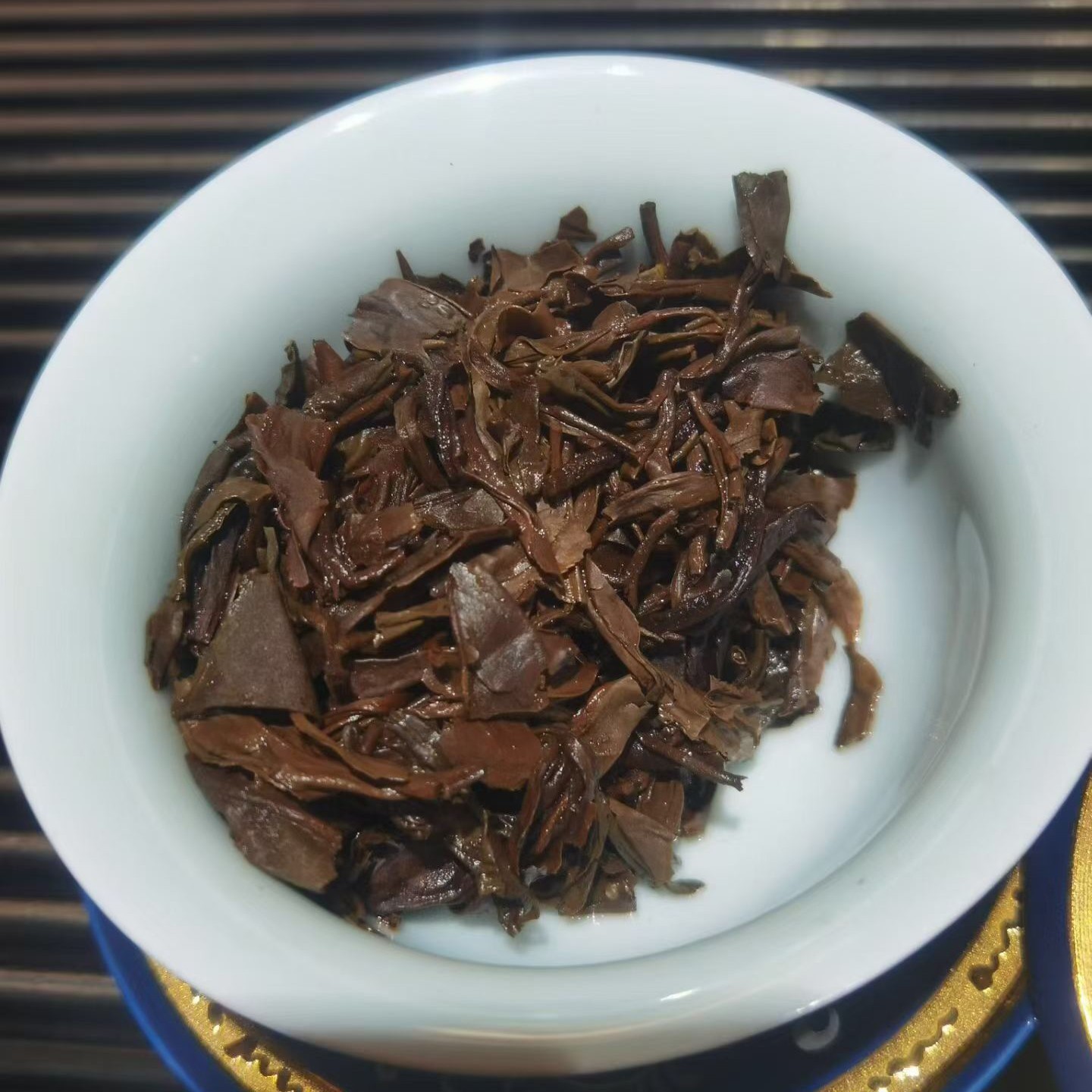2005 Changtai Green Water Ghost 7542 Raw Pu-erh Tea Cake 380g
