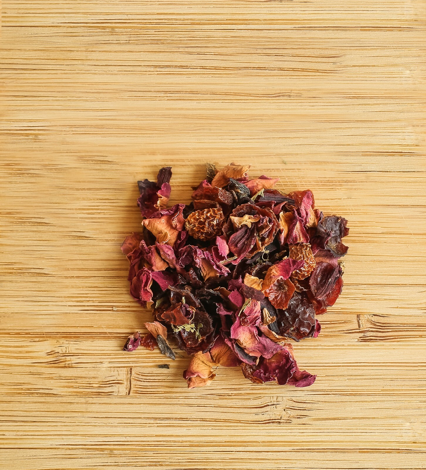 ROZA Fragrant Rose Petal Vitamin C Immune Herbal Loose Leaf Tea Blend 1 oz