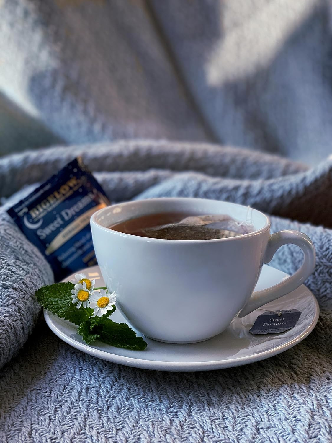Sweet Dreams Herbal Tea, Caffeine Free Tea with Chamomile and Mint Herbs, 20 …