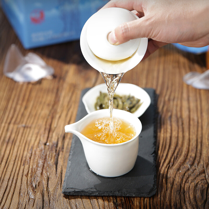 2022 Xiaguan Mengku Big Snow Mountain Discus Big Tree Pu’er Puer Raw Tea 357g
