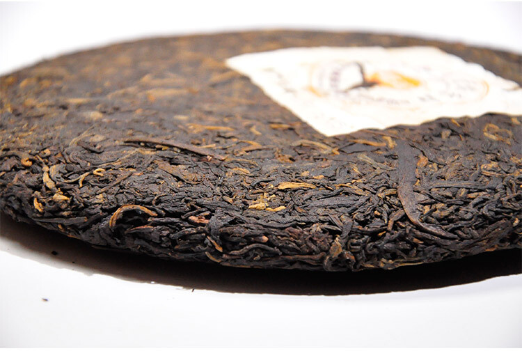 Lao Tong Zhi JIAJIA 7598 Anning Haiwan Yunnan Pu-erh Tea Cake 2007 357g Ripe