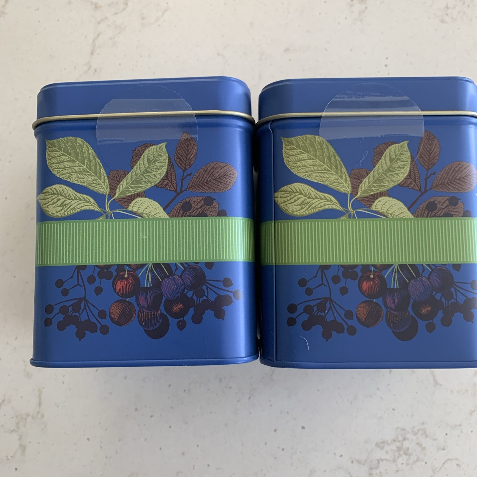 THE SECRET GARDEN 🫖 AÇAÍ BERRY 🫖 ORGANIC GREEN TEA 100 tea bags = 2 tins