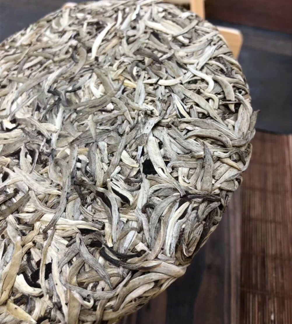 Fuding White Tea 2016 Year Silver Needle White Tea Cake Bai Hao Yin Zhen 300g