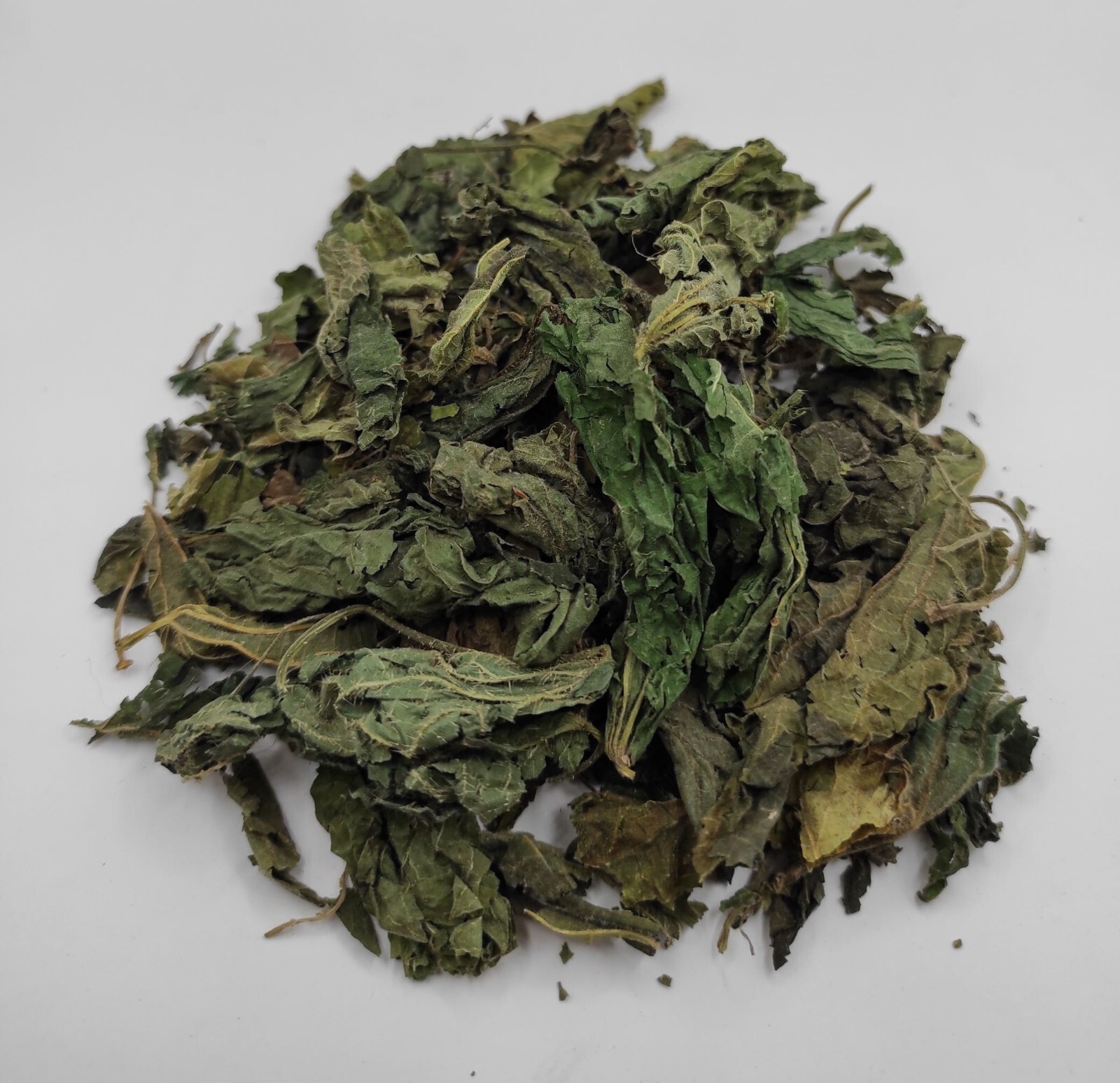 Wild Dried Nettle Whole Leaves 85g – 1,95Kg Harvest June 2024