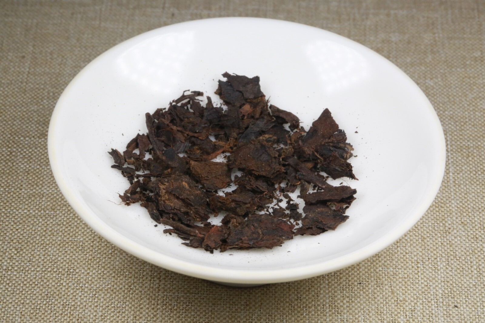 1990 Aged Puerh Tea from Xishuangbanna in Yunnan, China – Daizu Collector Pu’er