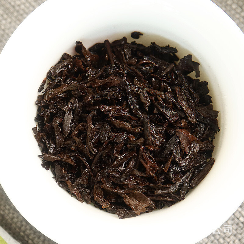 100g Yunnan Menghai Ripe Pu’er Tea Golden Needle White Lotus Ripe Cake Palace