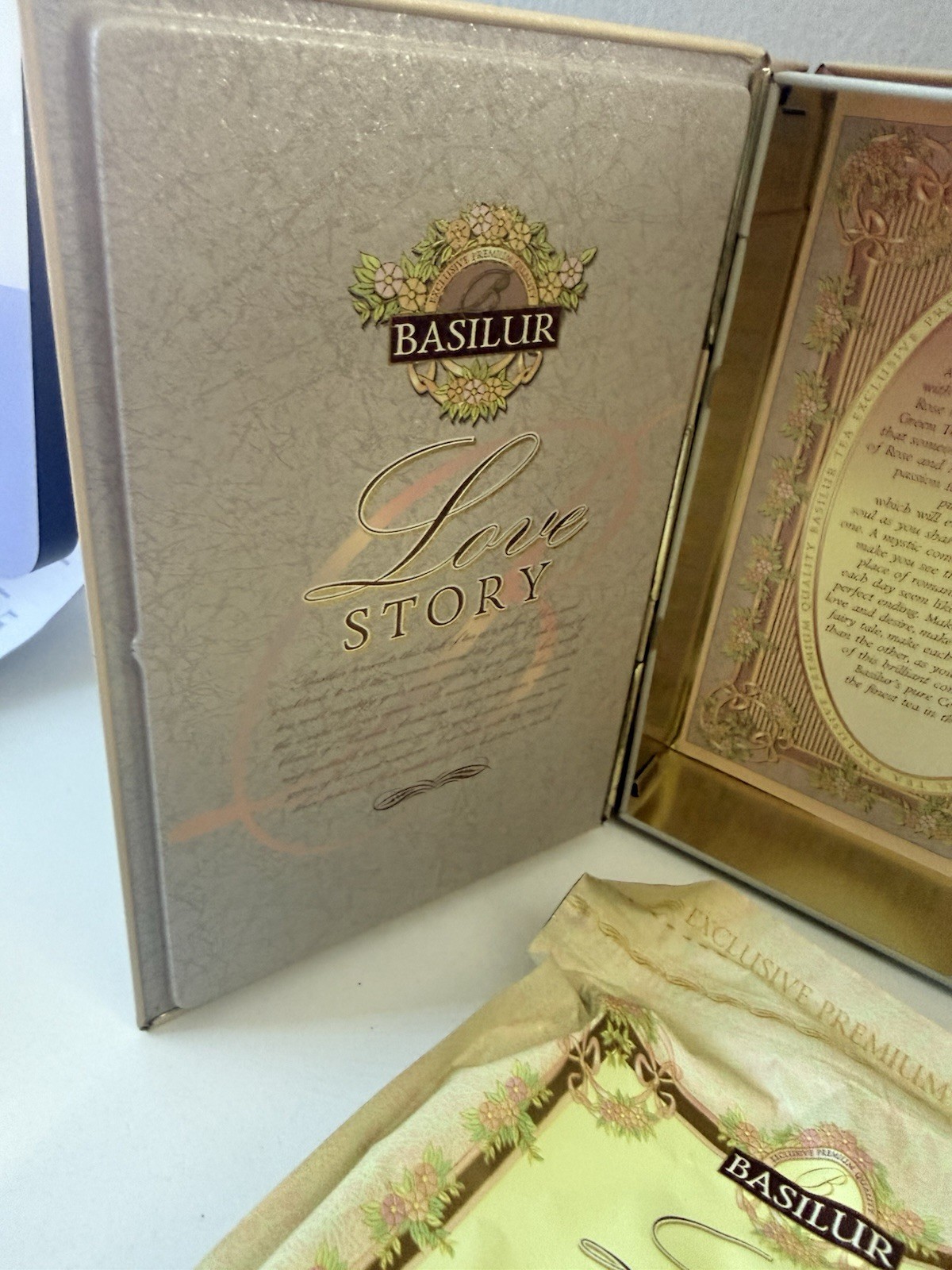 Basilur Ceylon Black Tea Book Collection, Love Story Volume II, (3.5oz)