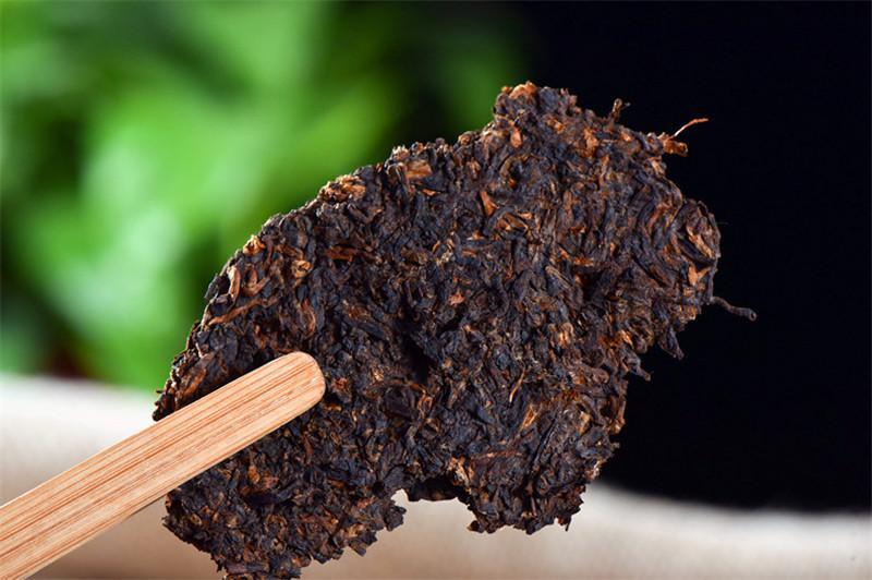 Premium Yunnan Ripe Puerh Tea Natural Wild Golden Bud Palace 357g Cake