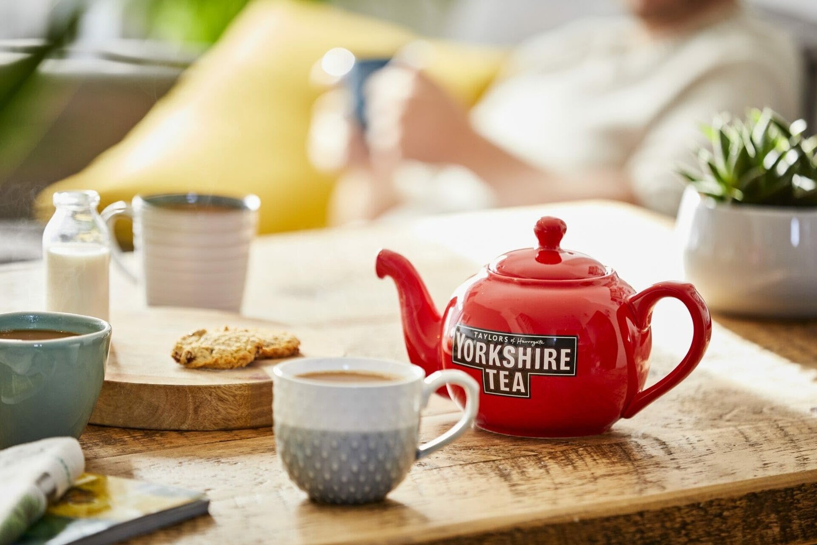 Loose Leaf Black Tea Kilo Bag – Premium Yorkshire Tea 35.27 Ounce Pack