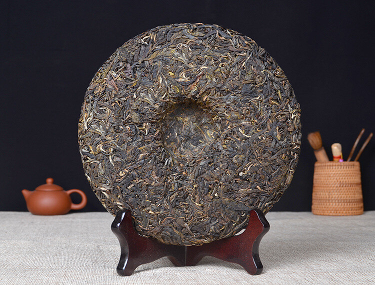 2014 Yunnan Mengku YUE CHEN YUE XIANG QI ZI Puer Raw Tea Pu Er Green Cake 357g