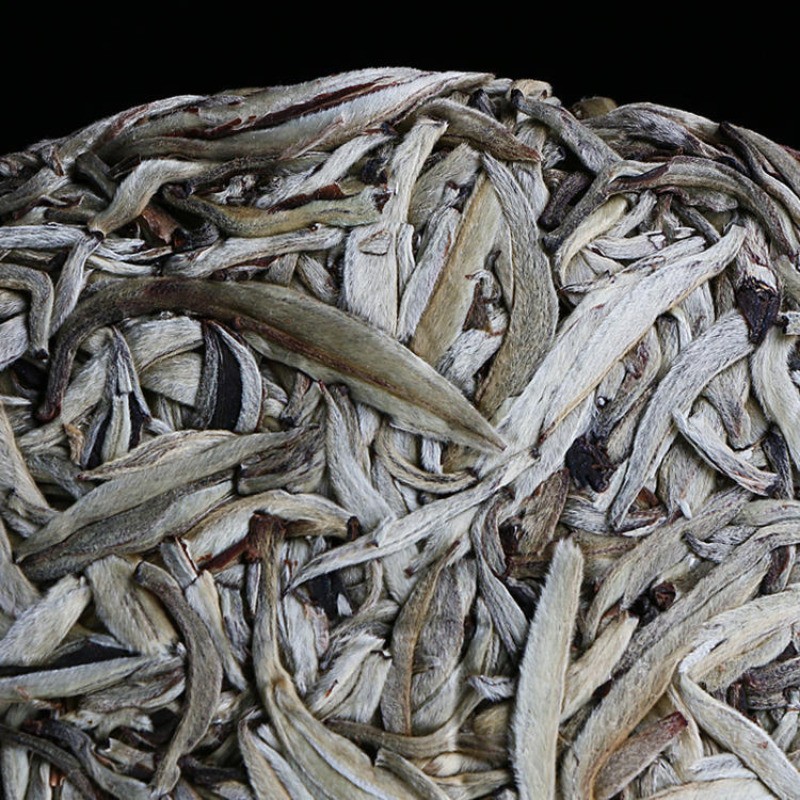 357g Authentic Yunnan High Mountain 2020 Rich Aroma Silver Needle White Tea Cake