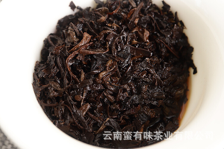 50g Yunnan Pu’er Tea LeXingXiang Banzhang Golden Bud Brick Aged Palace Ripe Tea