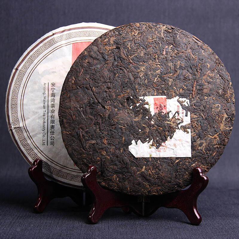2007 Year Haiwan Lao Tong Zhi 7978 Shu Pu-erh Tea Aged Tree Ripe Puerh Tea 357g