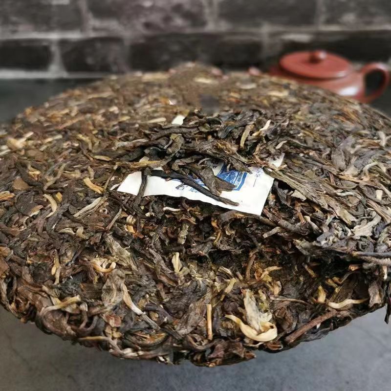 357g Yunnan Puerh Tea 2022 Year Menghai Yiwu Raw Pu-erh Tea Cake Pu’er Sheng Tea